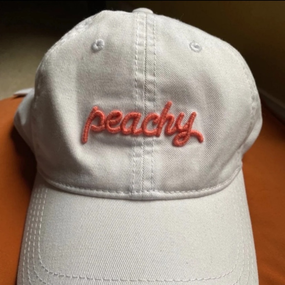 American eagle outfitters peachy hat